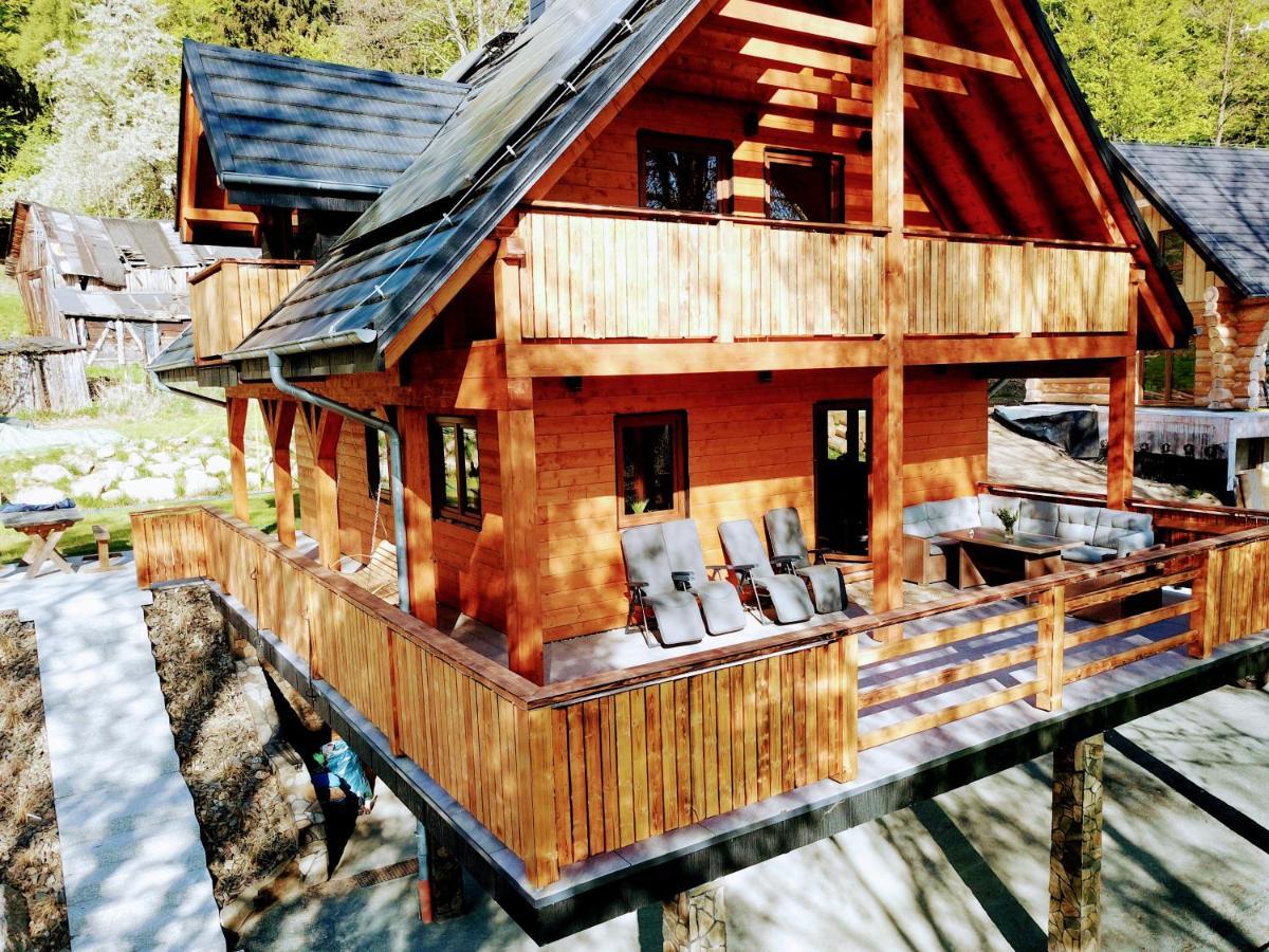 Villa Dom Pod Lesniczowka à Zachelmie  Extérieur photo