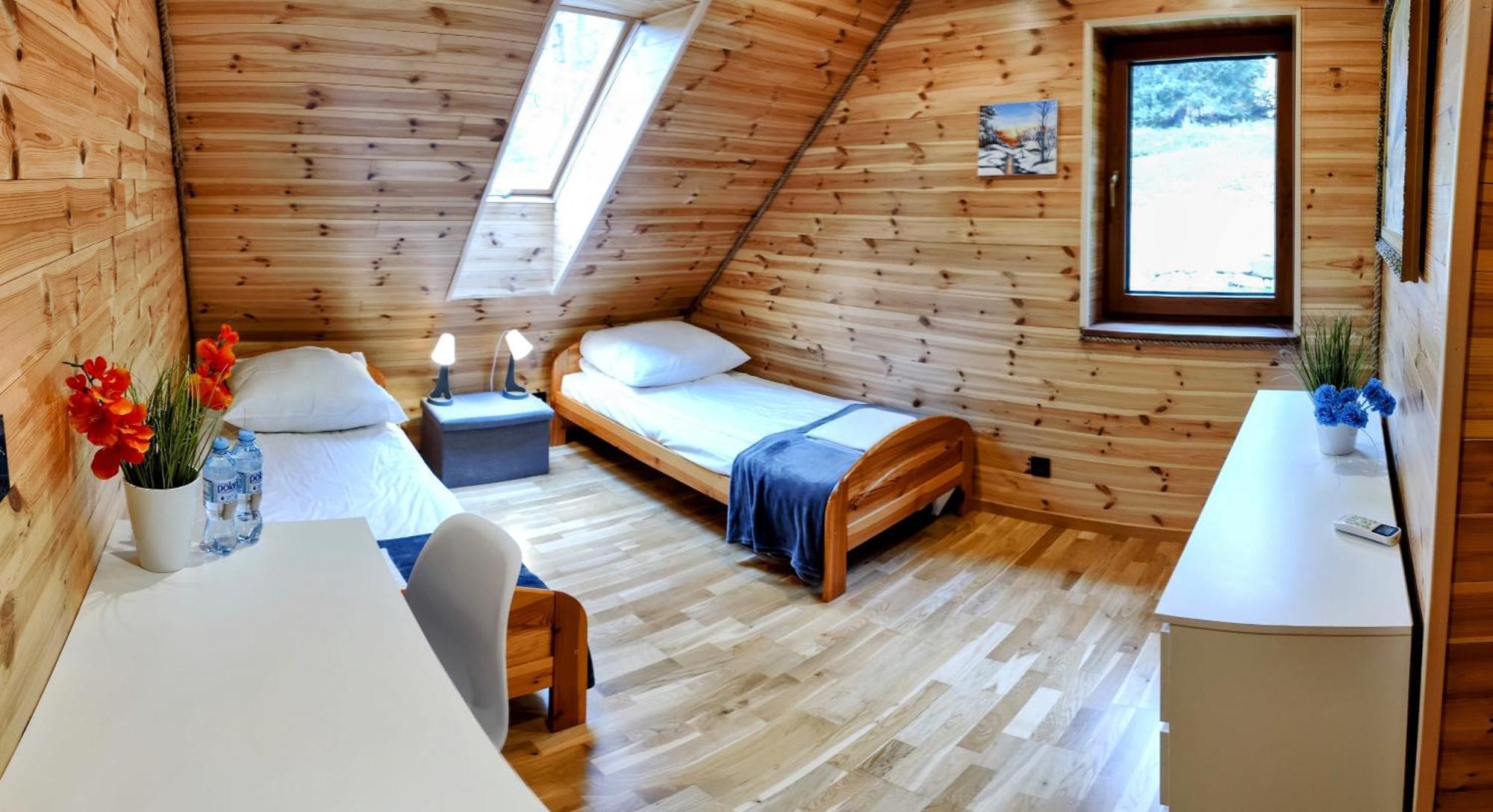 Villa Dom Pod Lesniczowka à Zachelmie  Extérieur photo